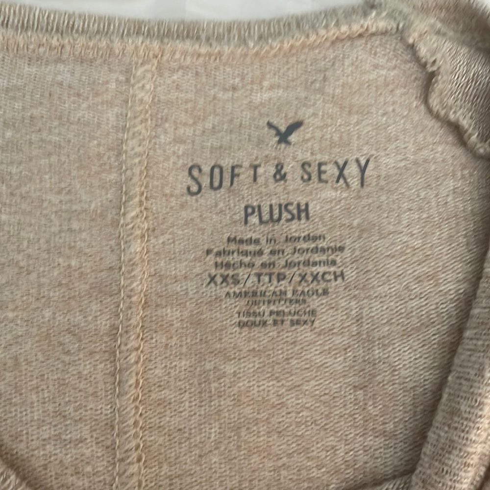 American eagle soft and sexy plush long sleeve. Size XS